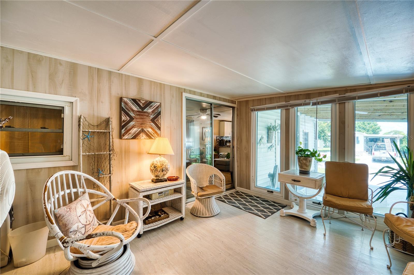 HOLIDAY PARK - Residential