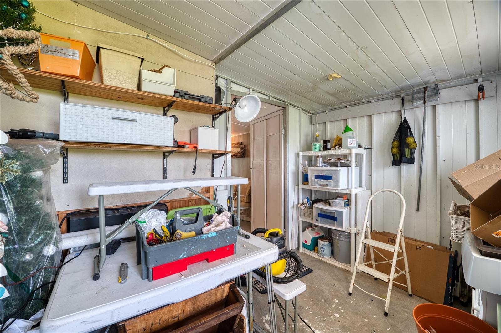 HOLIDAY PARK - Residential