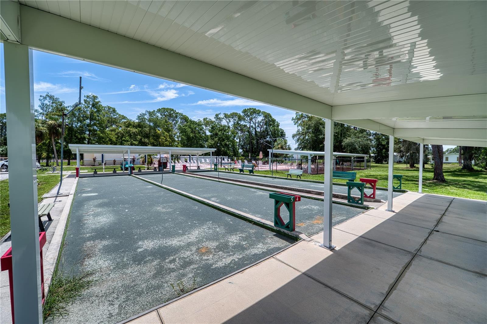 HOLIDAY PARK - Residential