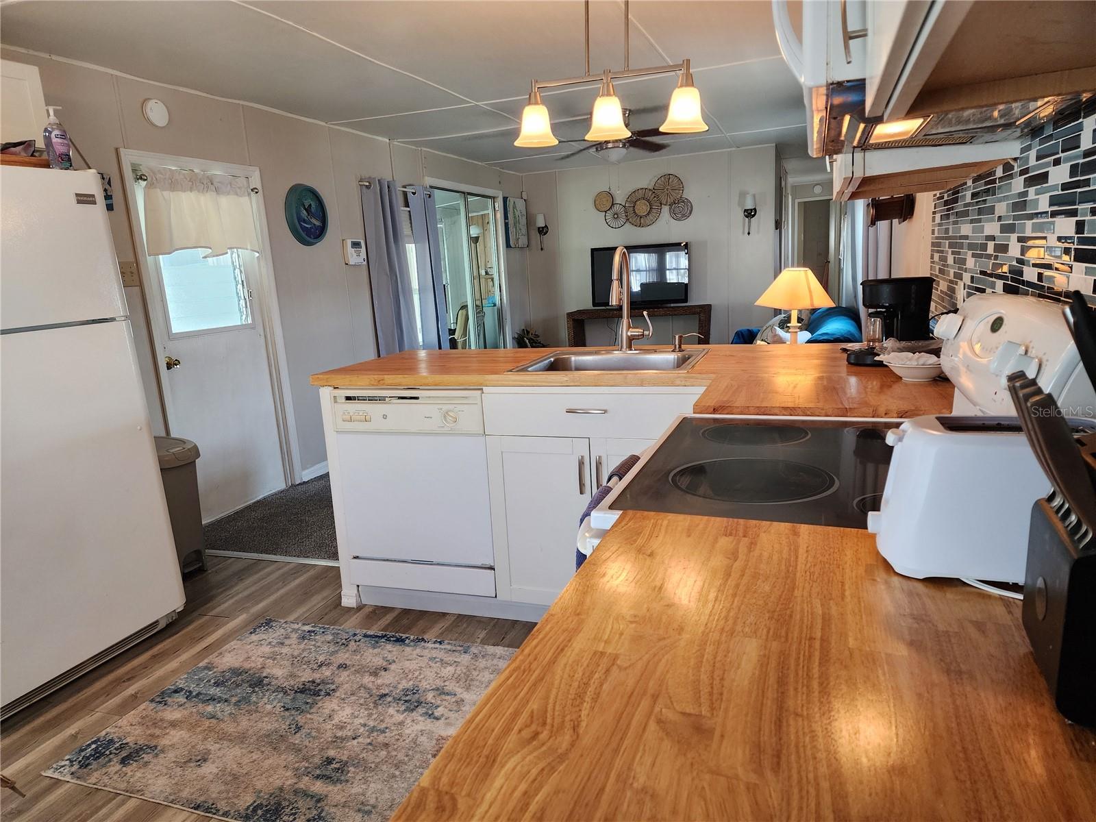 HOLIDAY PARK - Residential