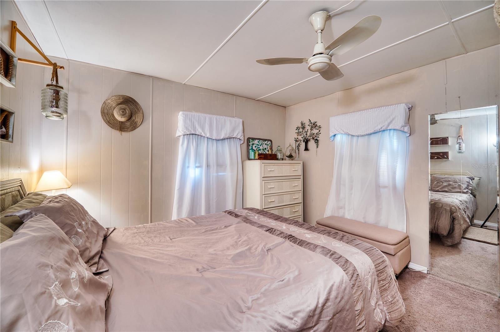 HOLIDAY PARK - Residential