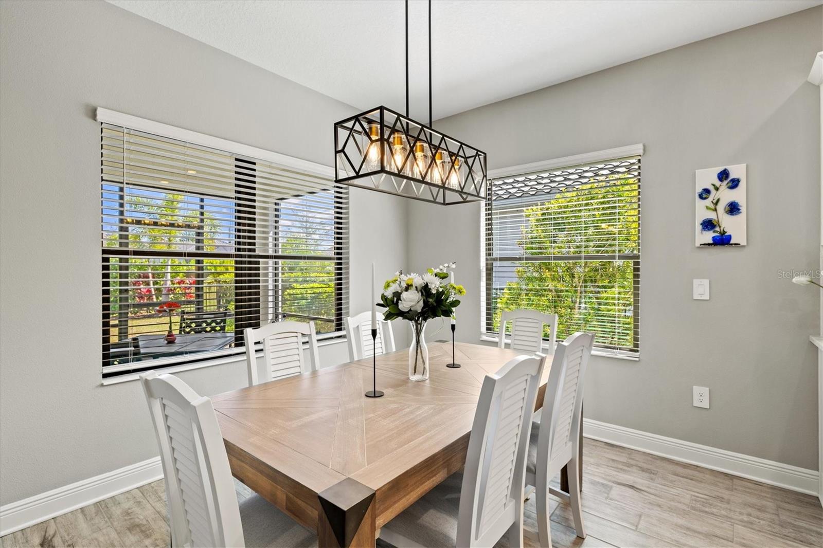 2720 BUTTERFLY JASMINE TRAIL