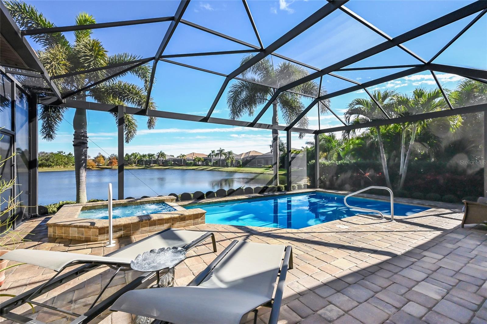 COUNTRY CLUB EAST AT LAKEWD RANCH - Residential