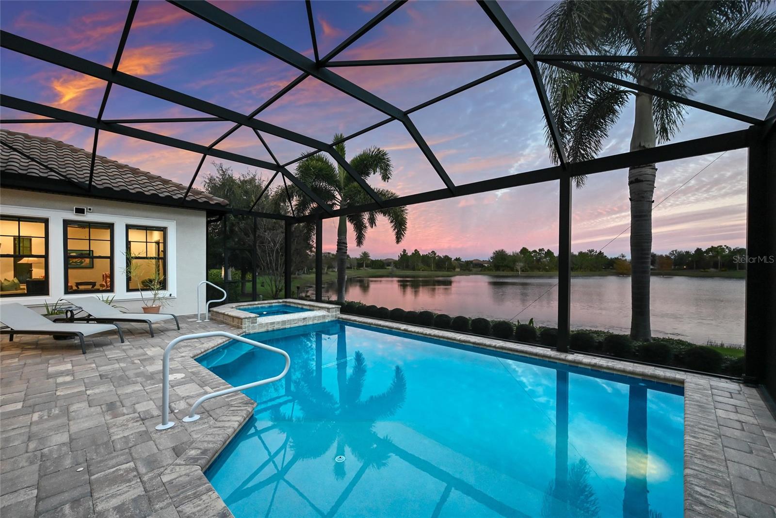 COUNTRY CLUB EAST AT LAKEWD RANCH - Residential