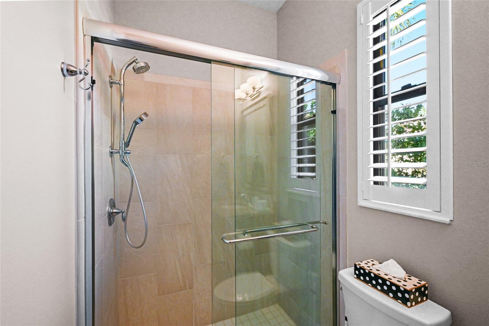 COUNTRY CLUB EAST AT LAKEWD RANCH - Residential