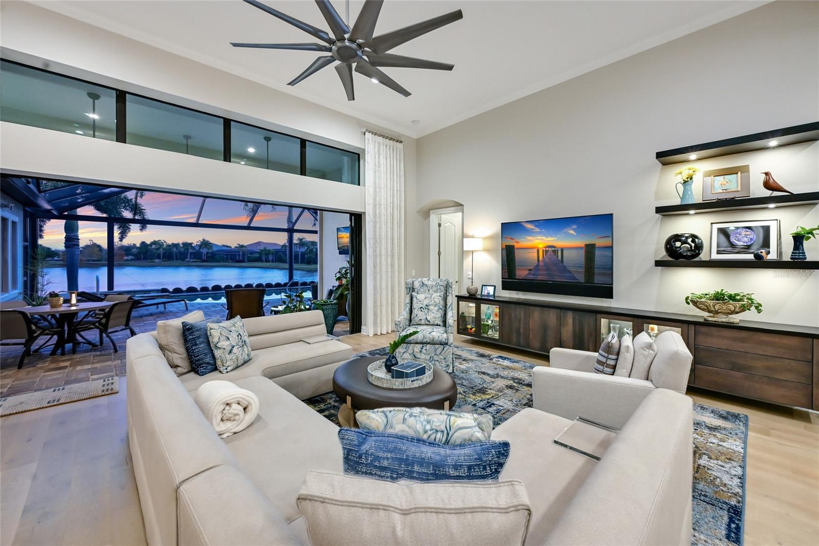 7229 PRESTBURY CIRCLE