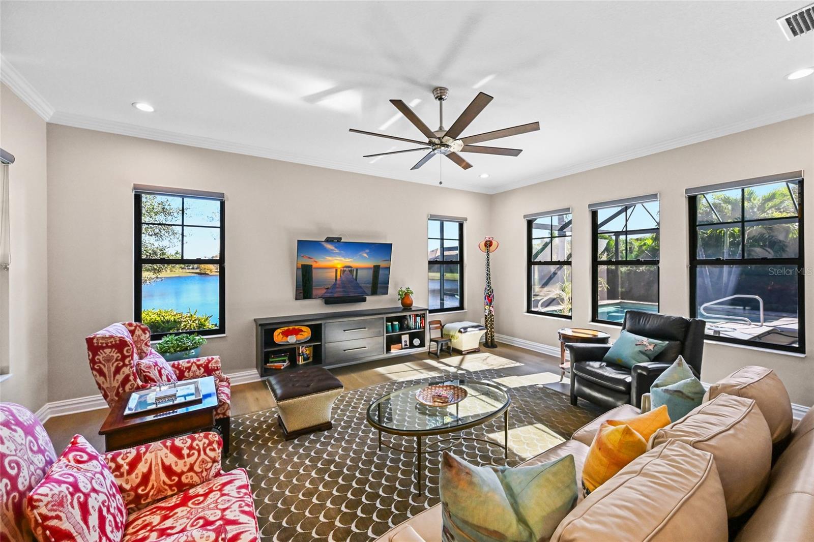 COUNTRY CLUB EAST AT LAKEWD RANCH - Residential