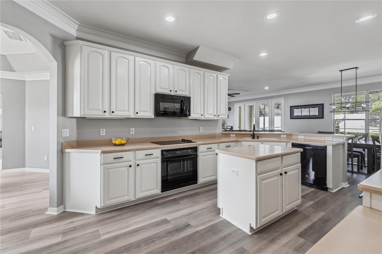 BERINGTON CLUB PH 3 - Residential