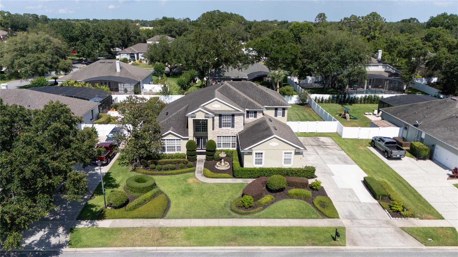 325 GREEN ASH LANE