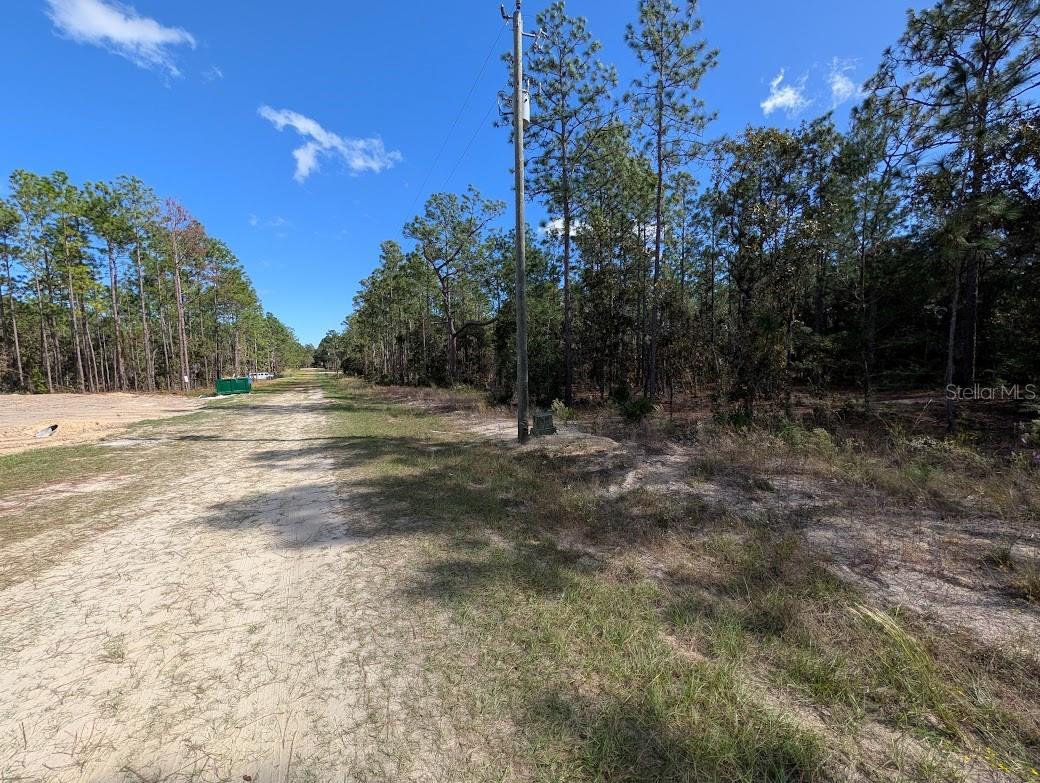 ROLLING HILLS - Land