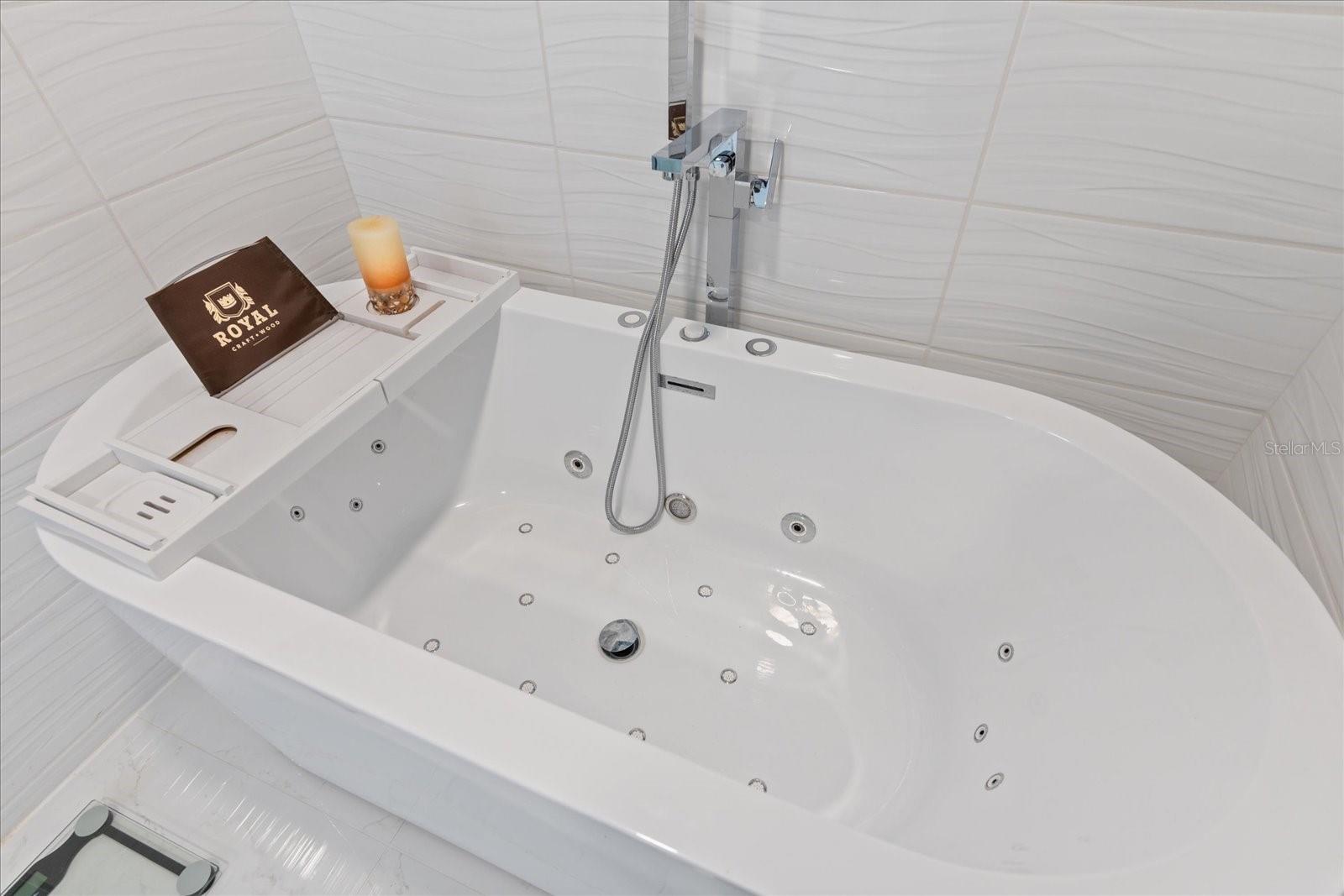 ISLE OF SAND KEY 1 CONDO - Residential