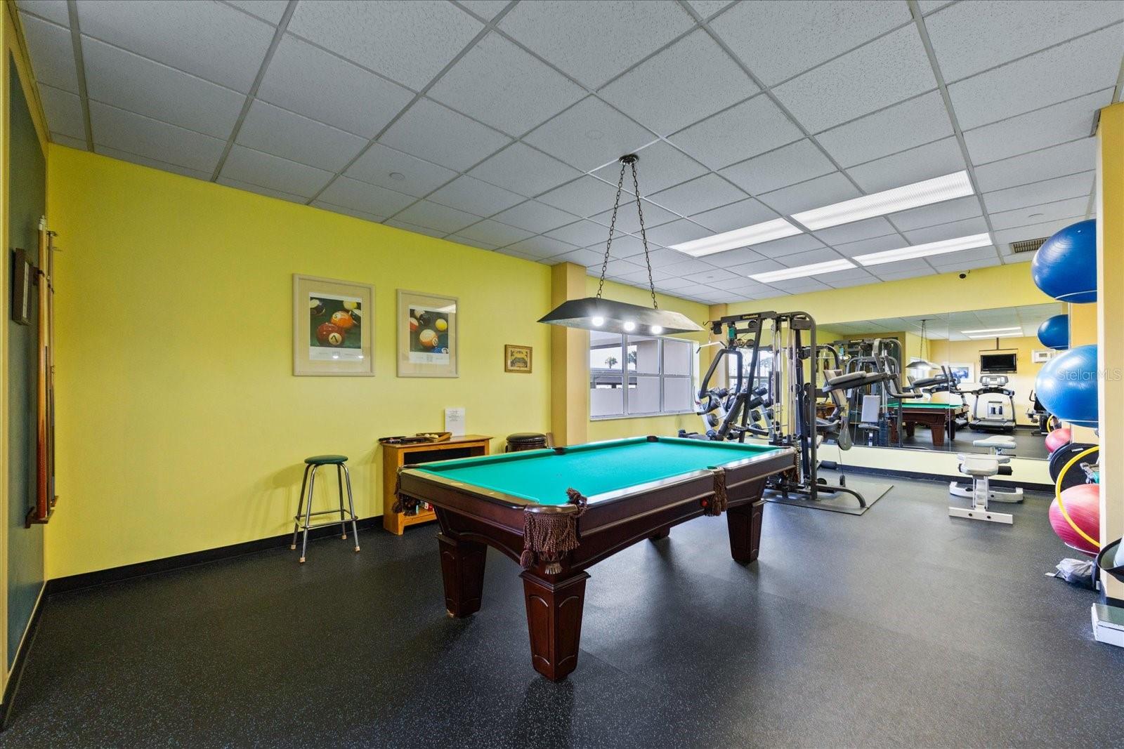 ISLE OF SAND KEY 1 CONDO - Residential