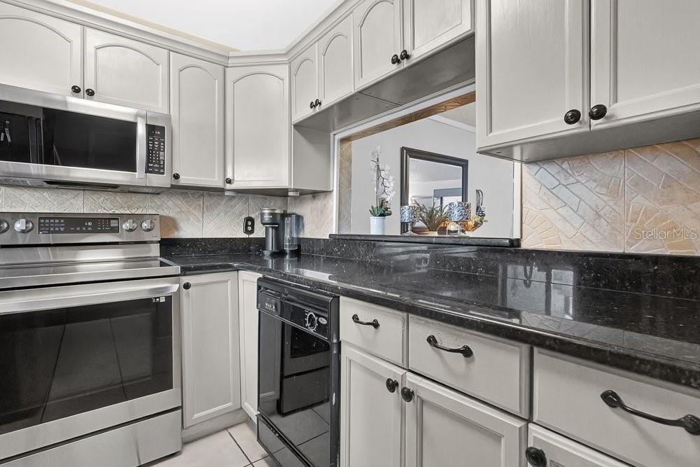 WINDWARD SQUARE SEC 1 - Residential