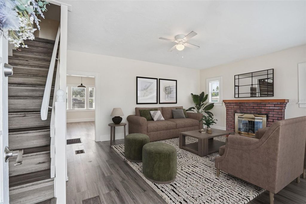 Photo of 4026 4th Avenue S, St Petersburg, FL 33711 (MLS # TB8487495)