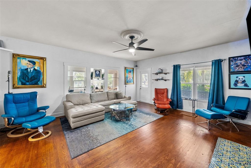 Photo of 1207 9th Avenue N, St Petersburg, FL 33705 (MLS # TB8431147)