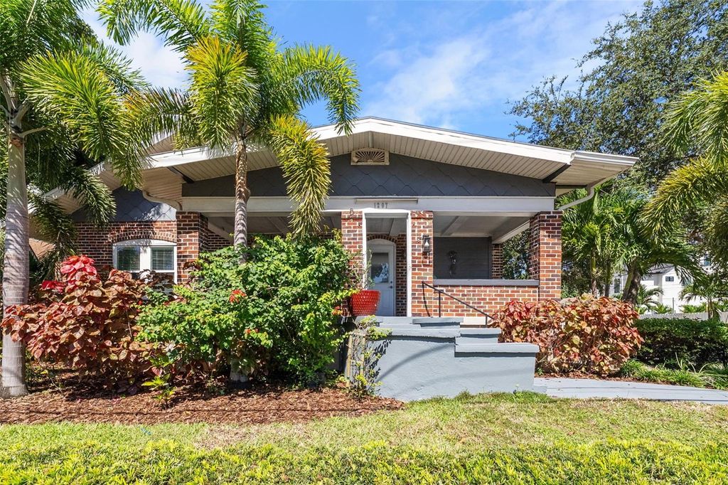 Photo of 1207 9th Avenue N, St Petersburg, FL 33705 (MLS # TB8431147)