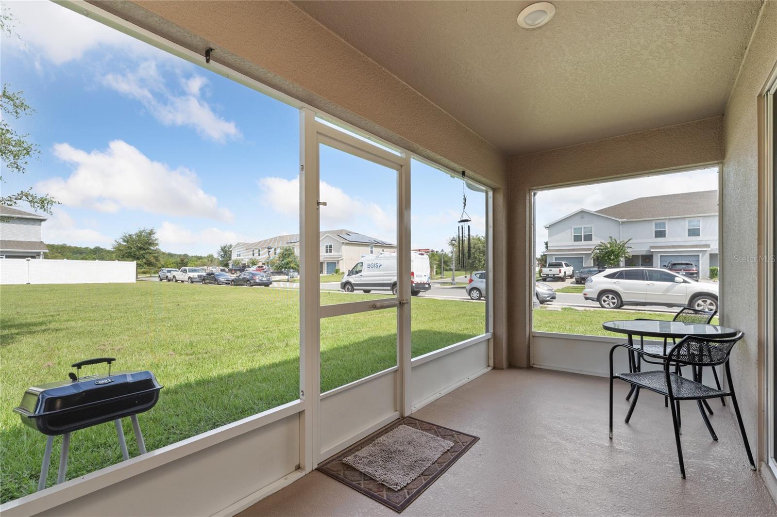 3075 FIELDWOOD CIRCLE