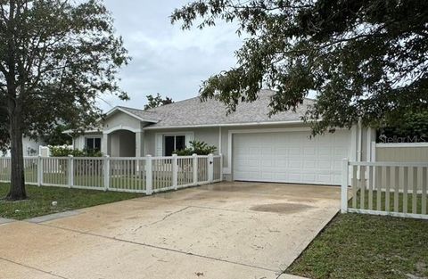 Photo of 104 Heathrow Drive, Daytona Beach, FL 32117 (MLS # O6350761)