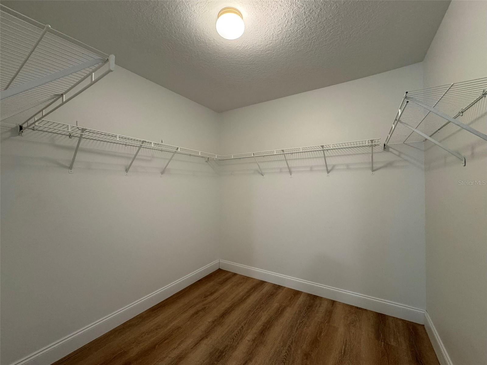 VICTORIA PARK UNIT 03 - Residential