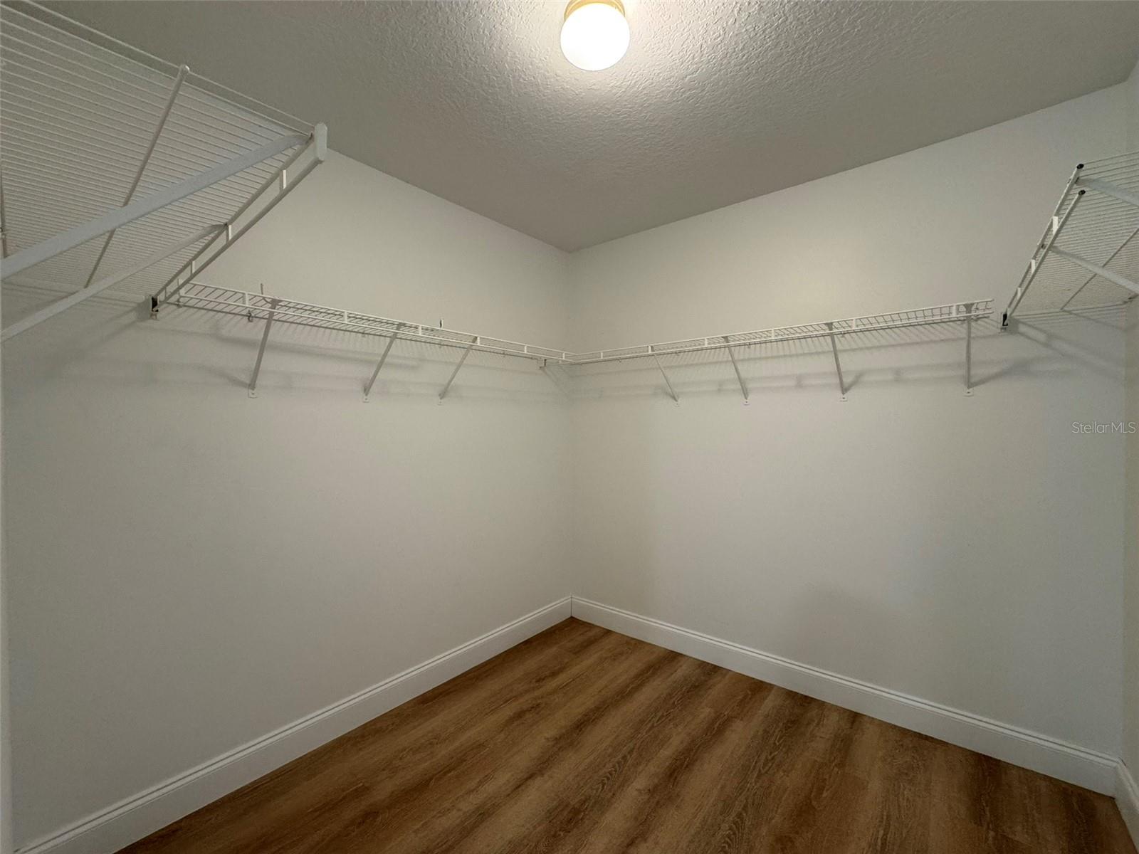VICTORIA PARK UNIT 03 - Residential