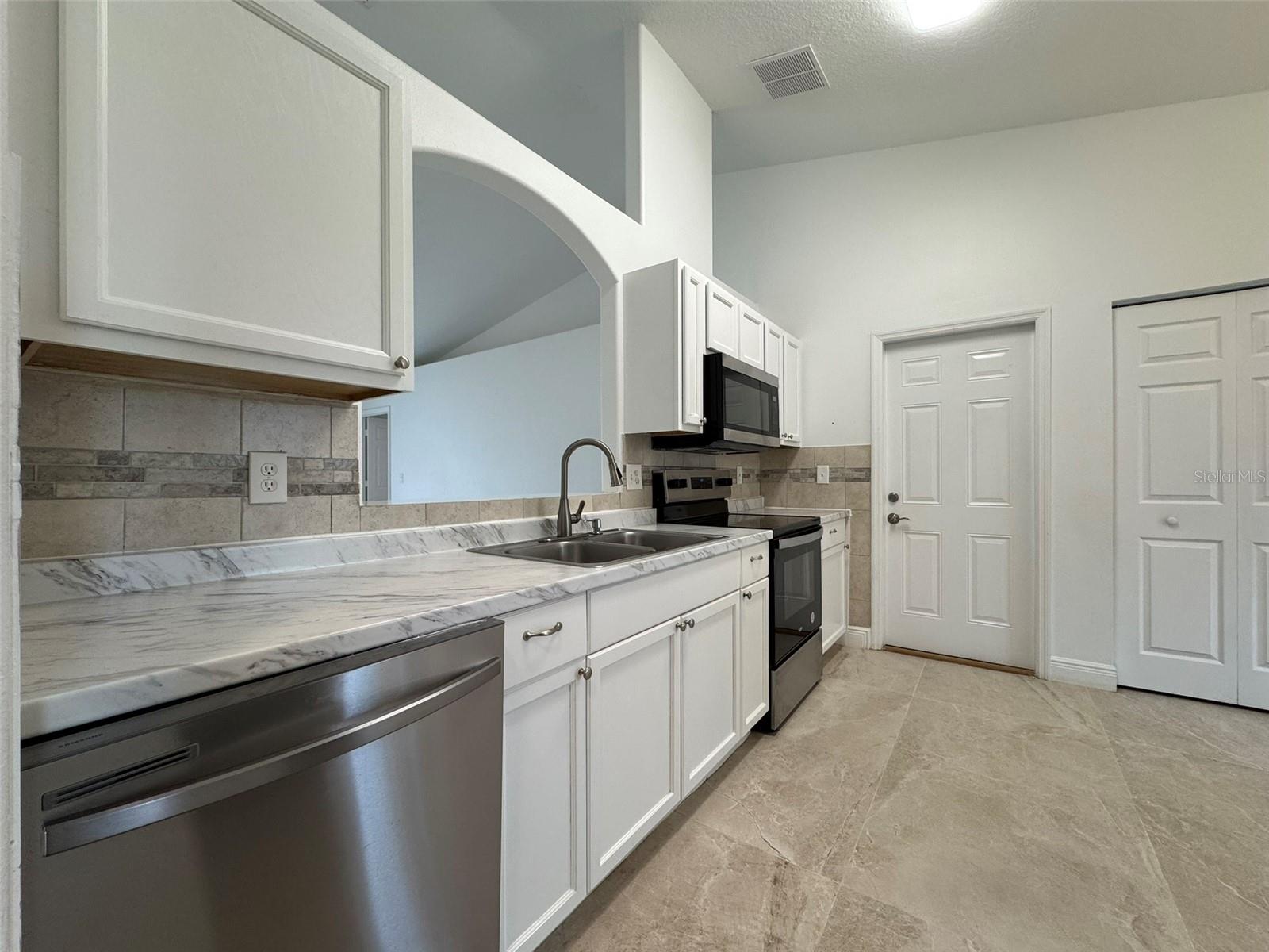 VICTORIA PARK UNIT 03 - Residential
