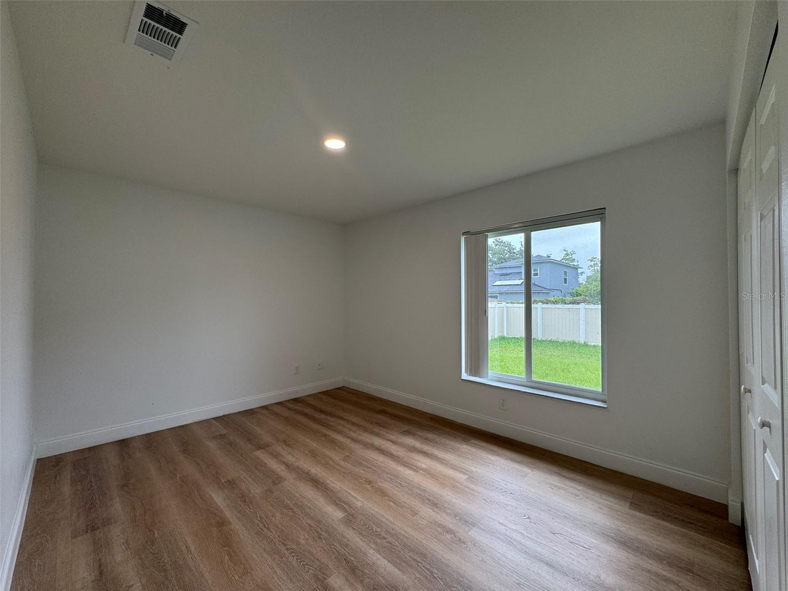 VICTORIA PARK UNIT 03 - Residential