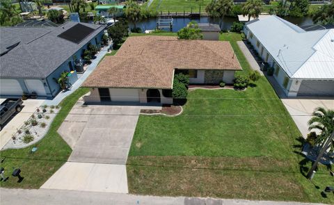 A home in PORT CHARLOTTE