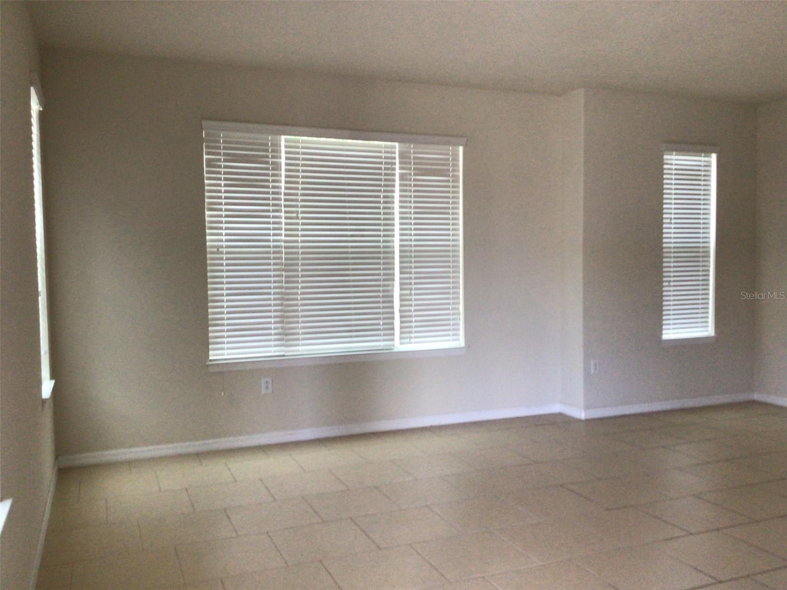 2564 FASSONA DRIVE