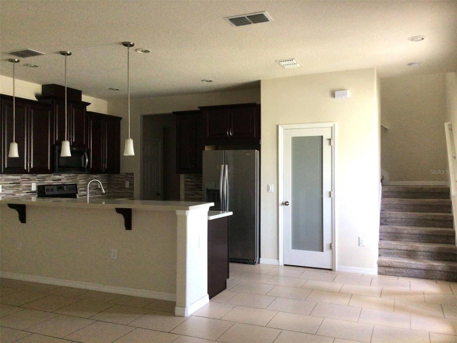 2564 FASSONA DRIVE