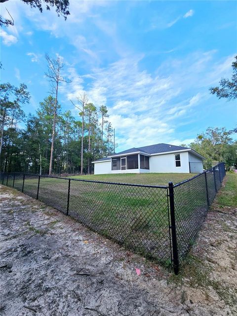 A home in CITRUS SPRINGS