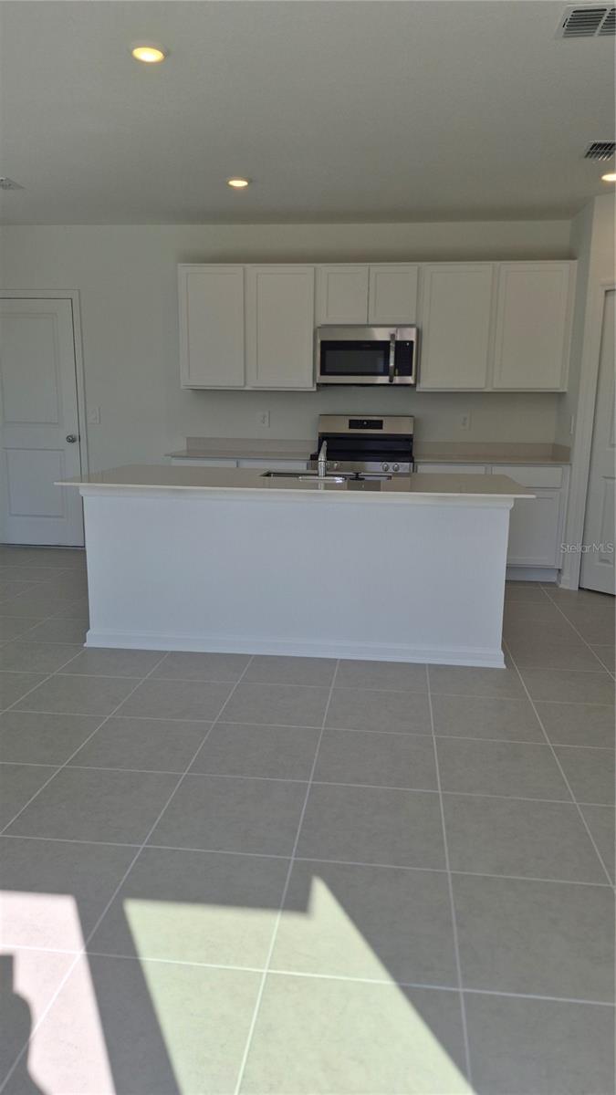 HUNT CLUB/LK WALES PH 1 - Residential Lease