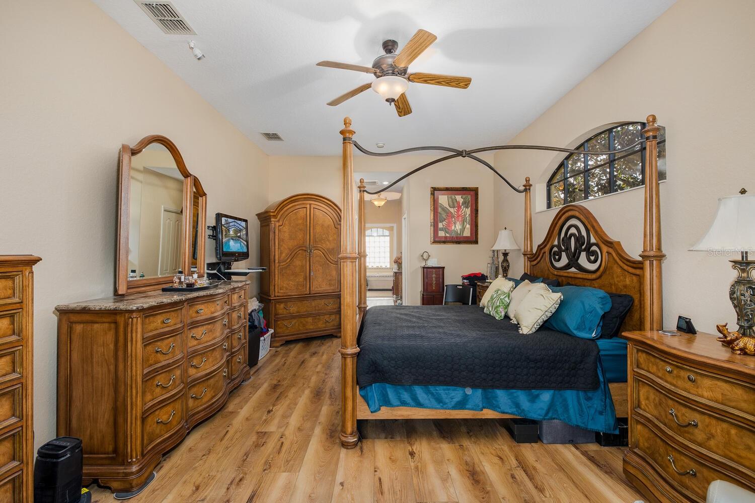 GOLFERS CLUB ESTATE - Residential