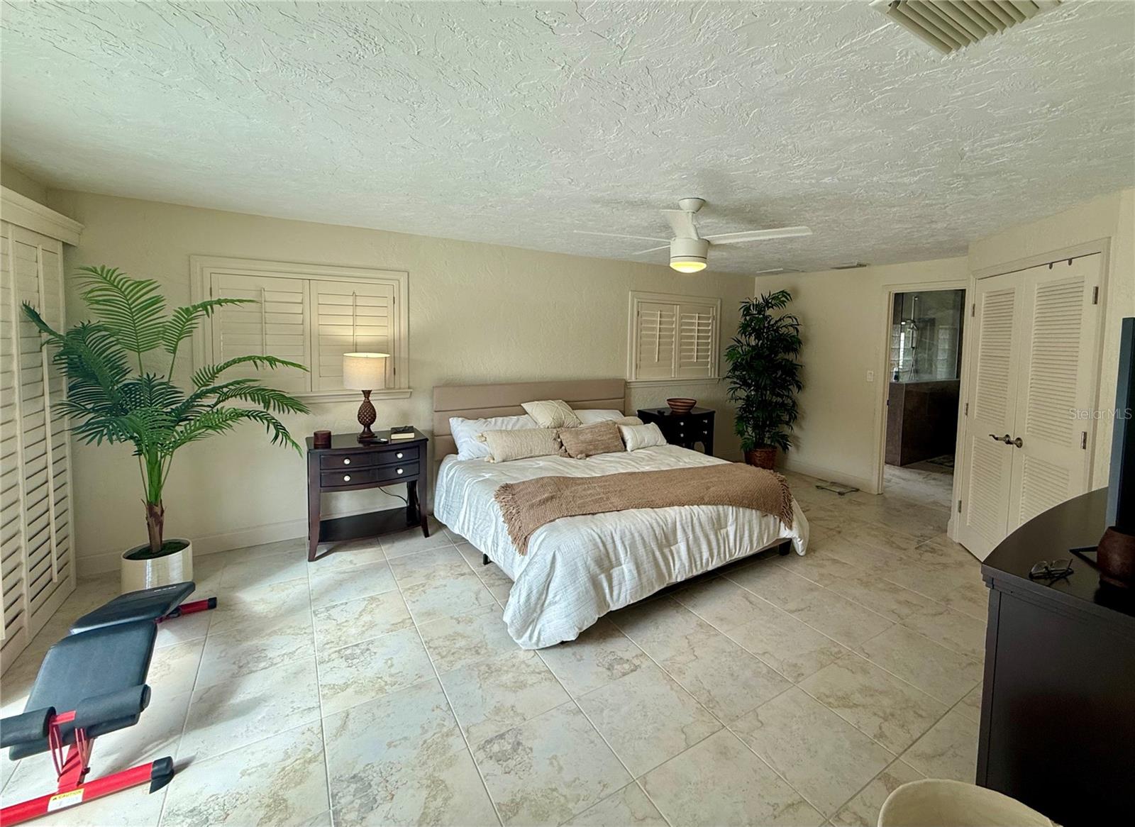 THREE PALMS POINT - Residential