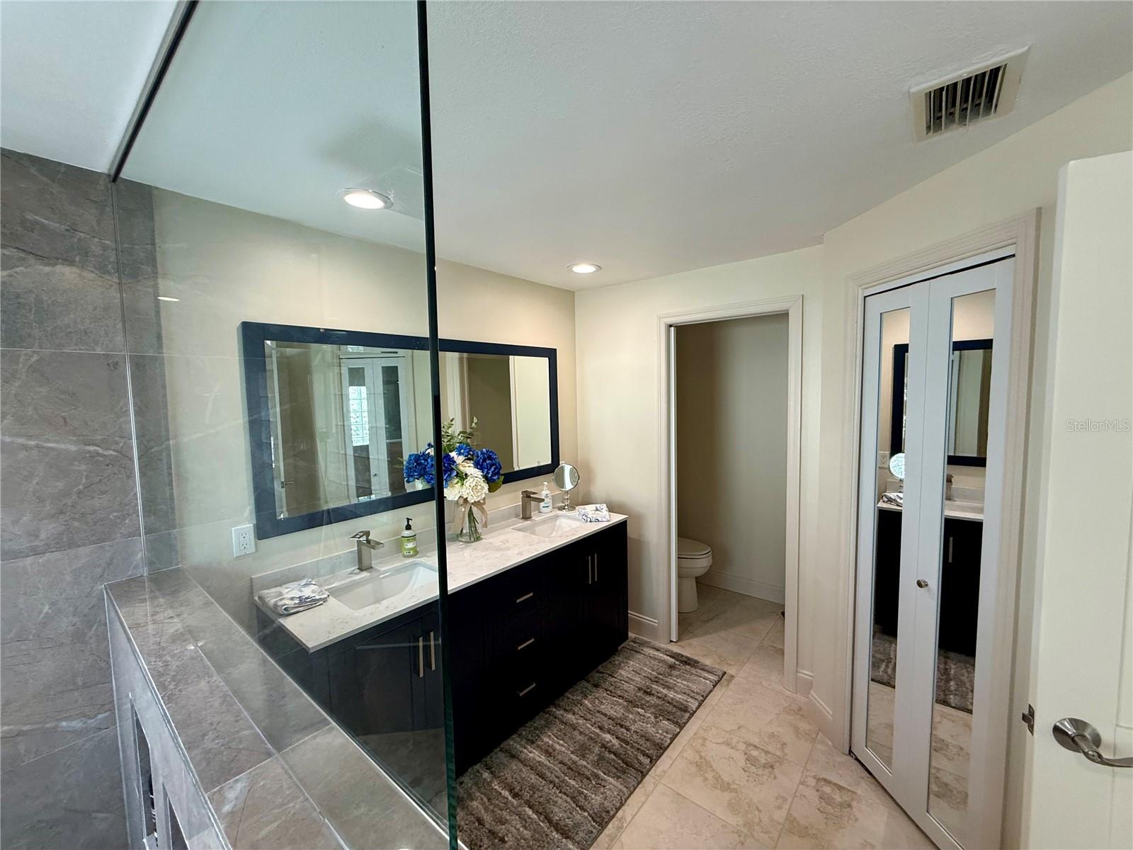 THREE PALMS POINT - Residential