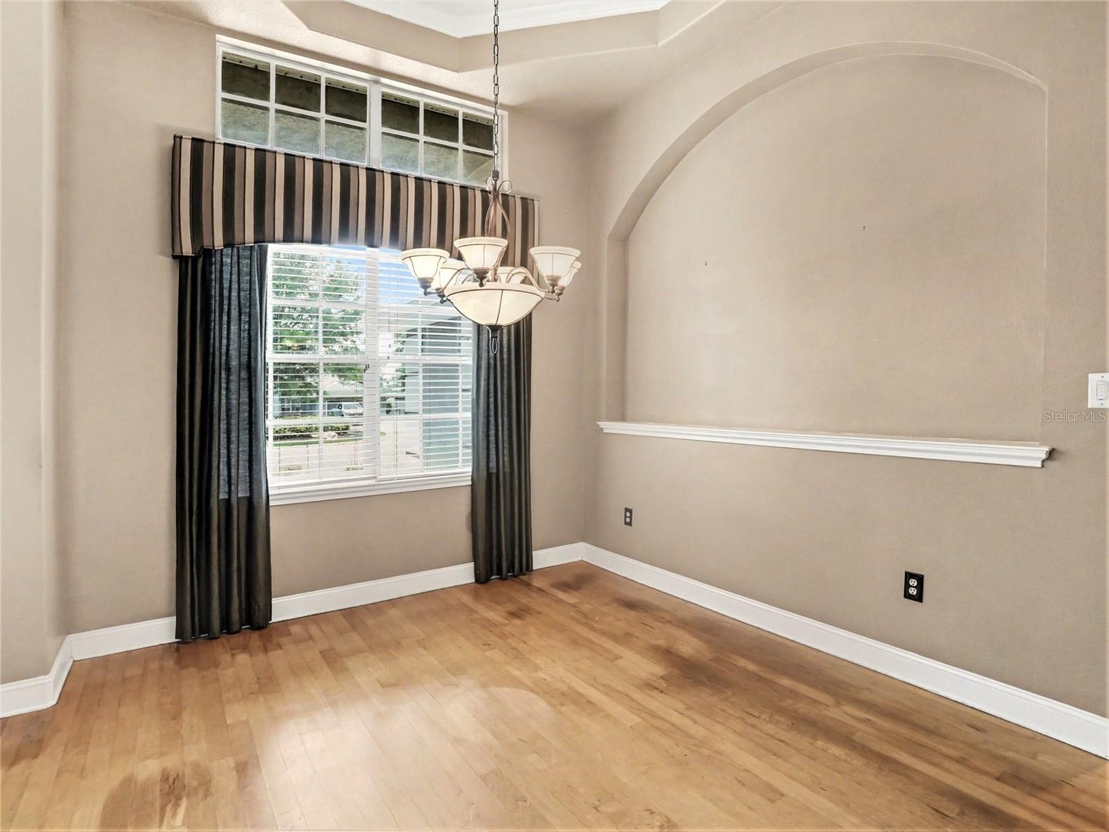 ADMIRAL POINTE - Residential