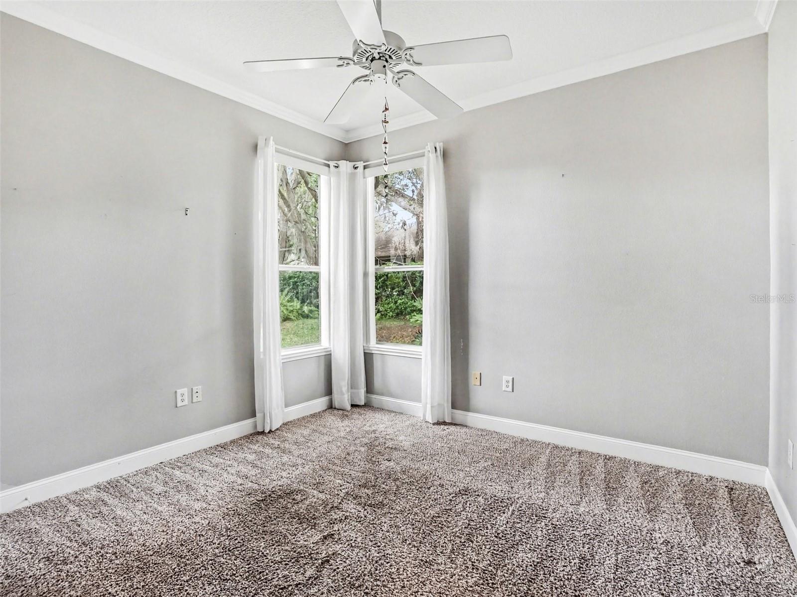 ADMIRAL POINTE - Residential