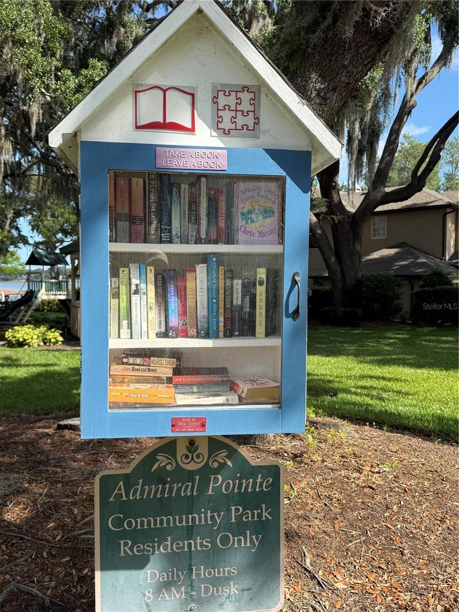 ADMIRAL POINTE - Residential