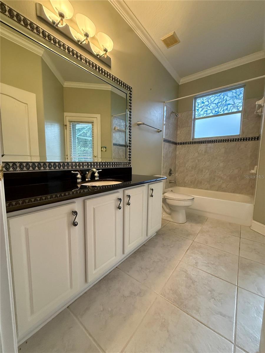 ADMIRAL POINTE - Residential