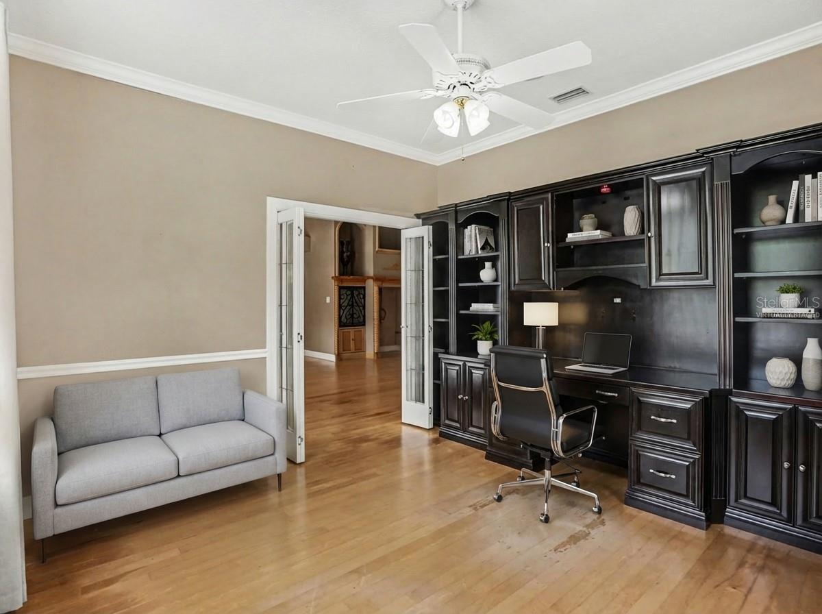 ADMIRAL POINTE - Residential