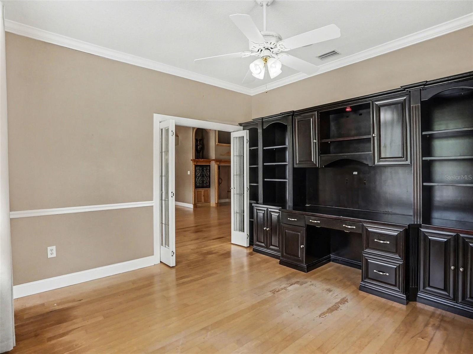 ADMIRAL POINTE - Residential