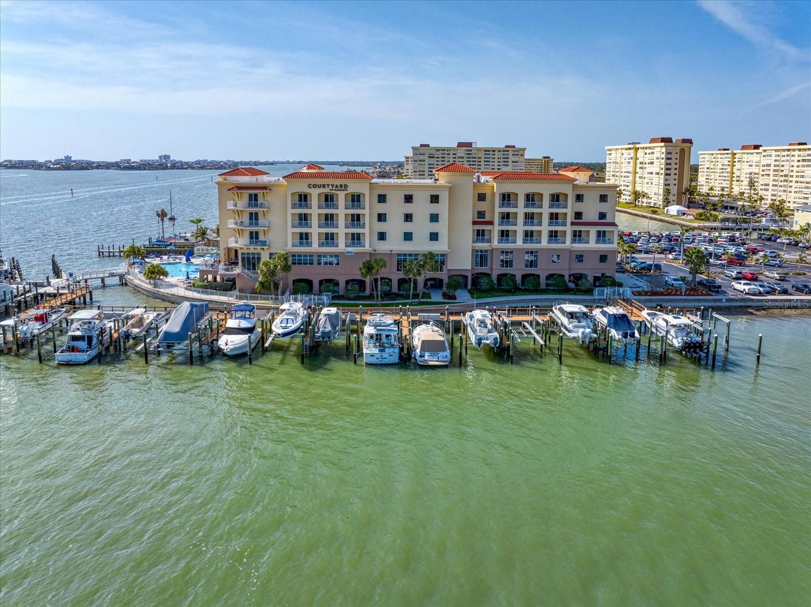 HARBORSIDE BOAT CLUB OF MADEIRA BEACH CONDO - Residential