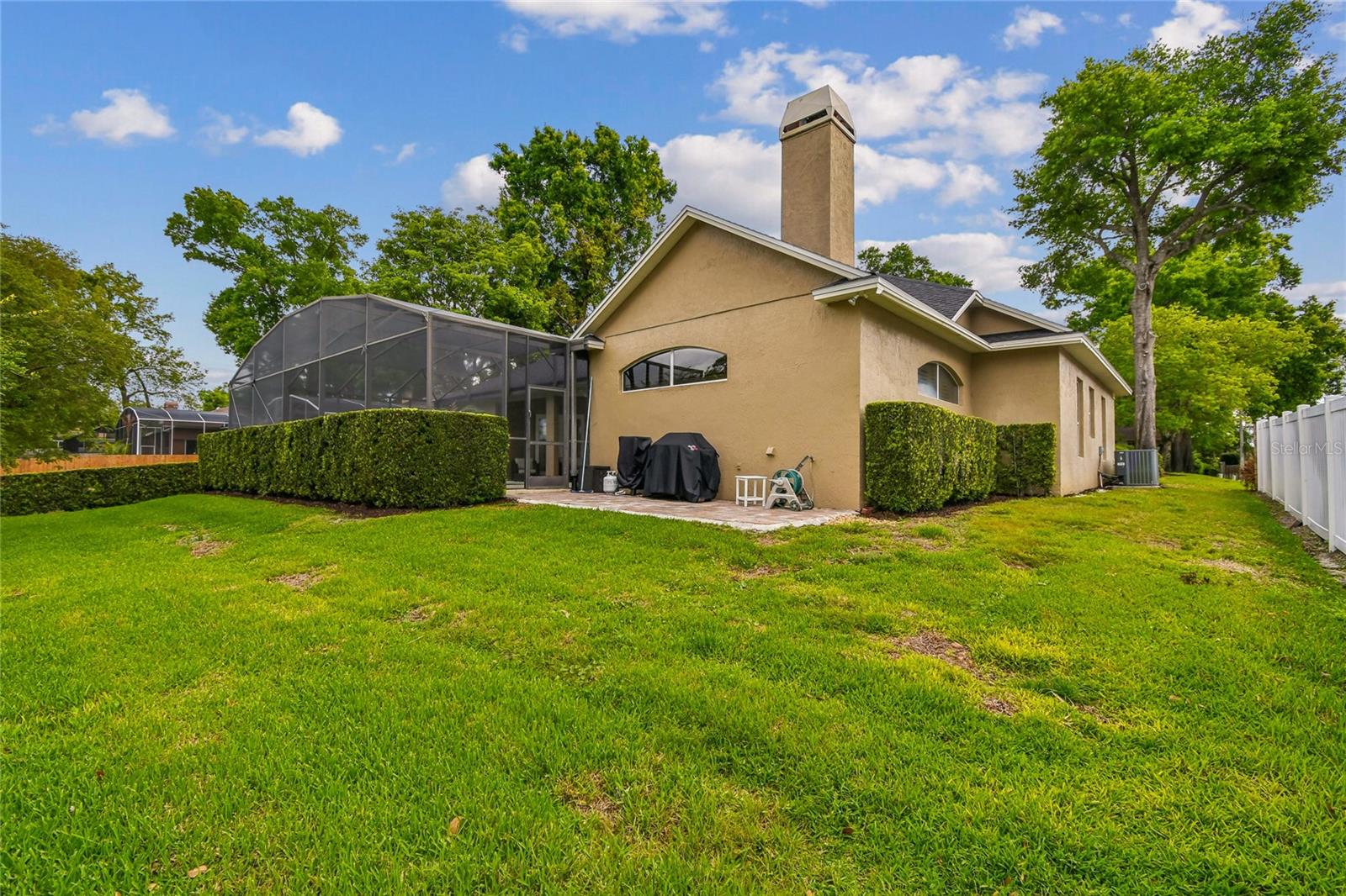 OAKCREST-514 - Residential