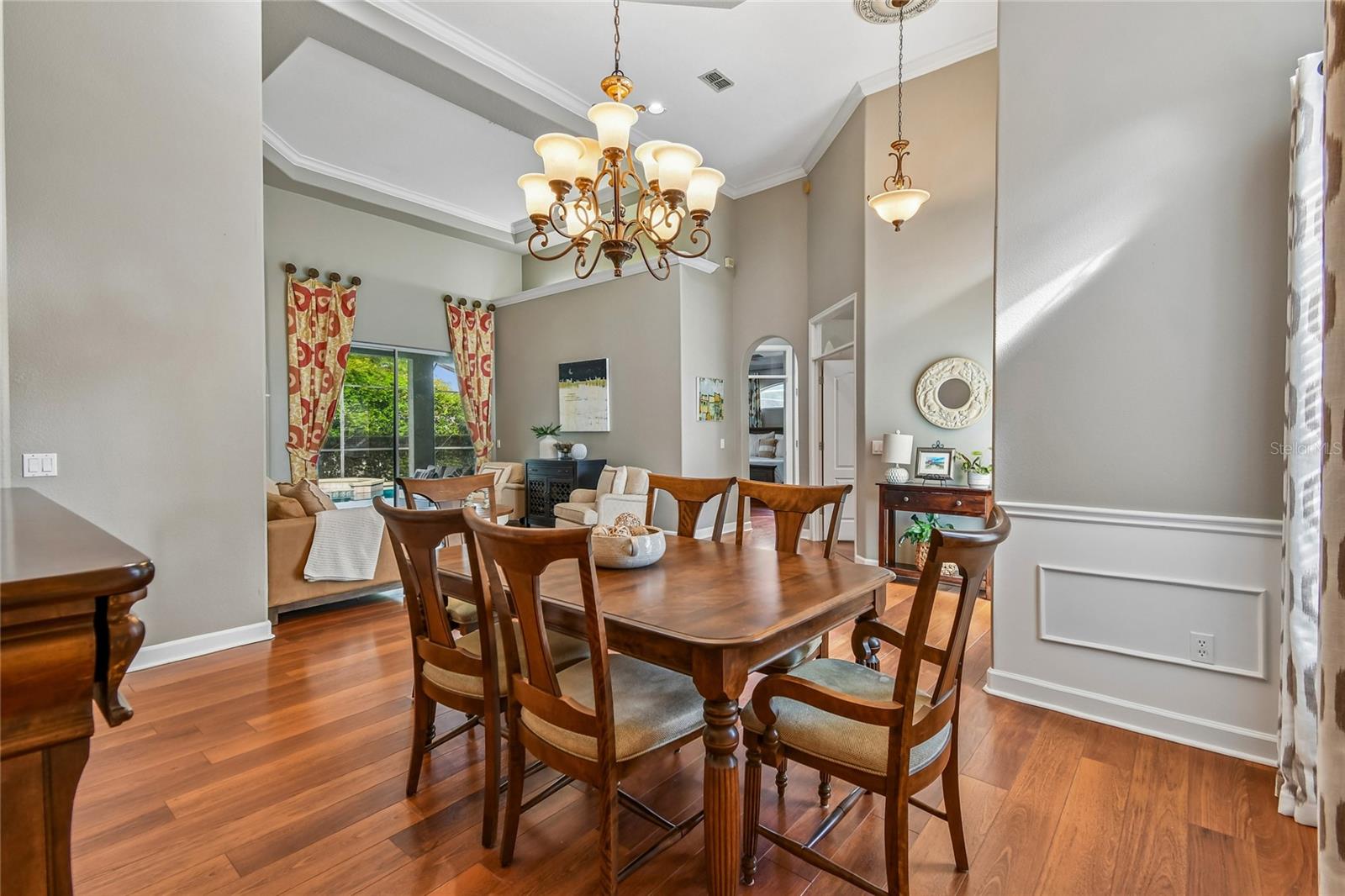 OAKCREST-514 - Residential