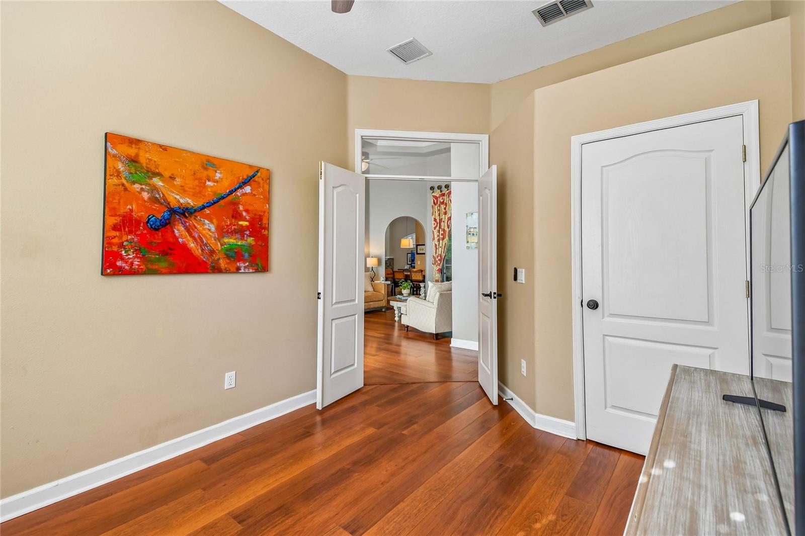 OAKCREST-514 - Residential