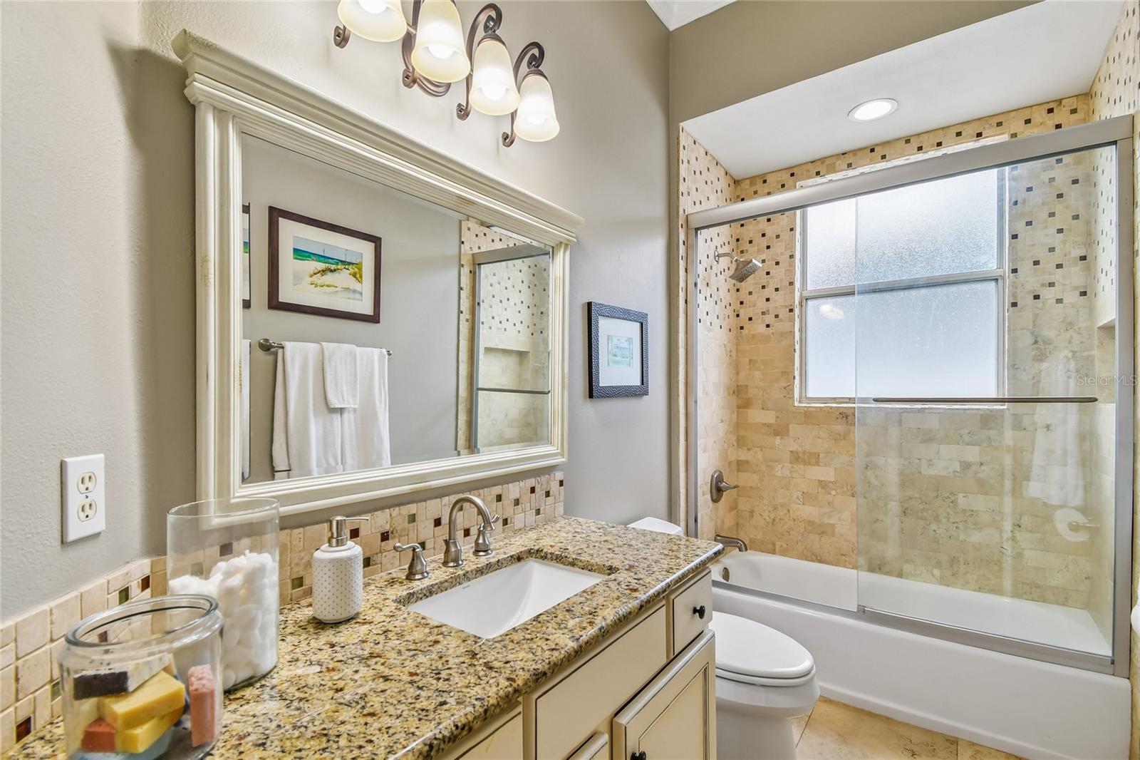 OAKCREST-514 - Residential