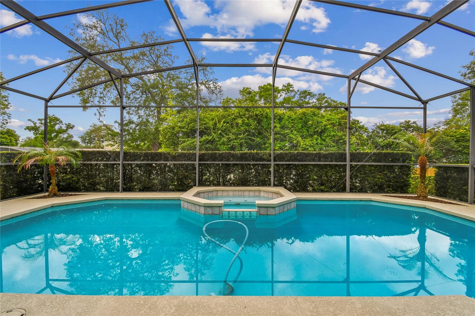 OAKCREST-514 - Residential