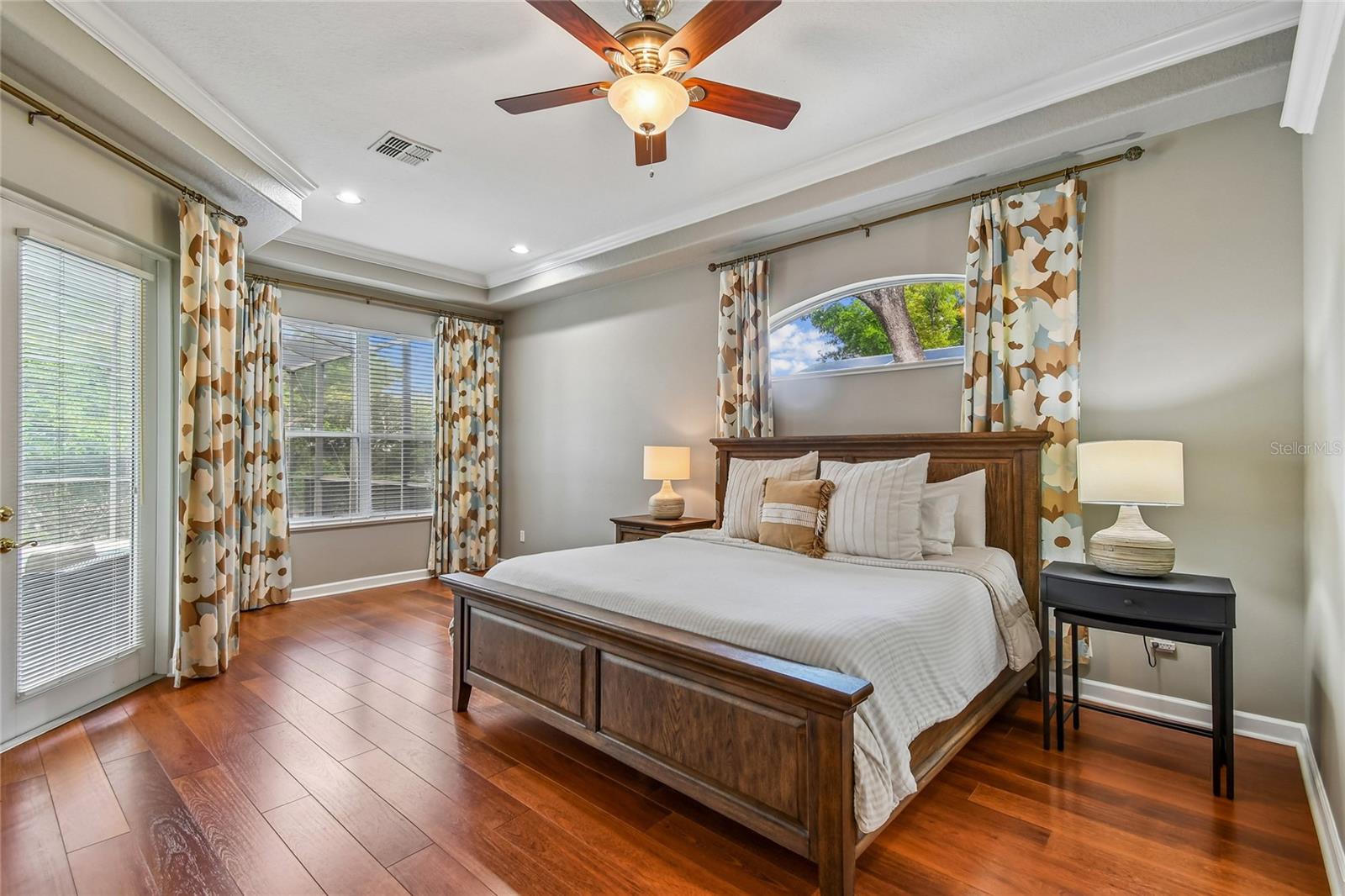 OAKCREST-514 - Residential