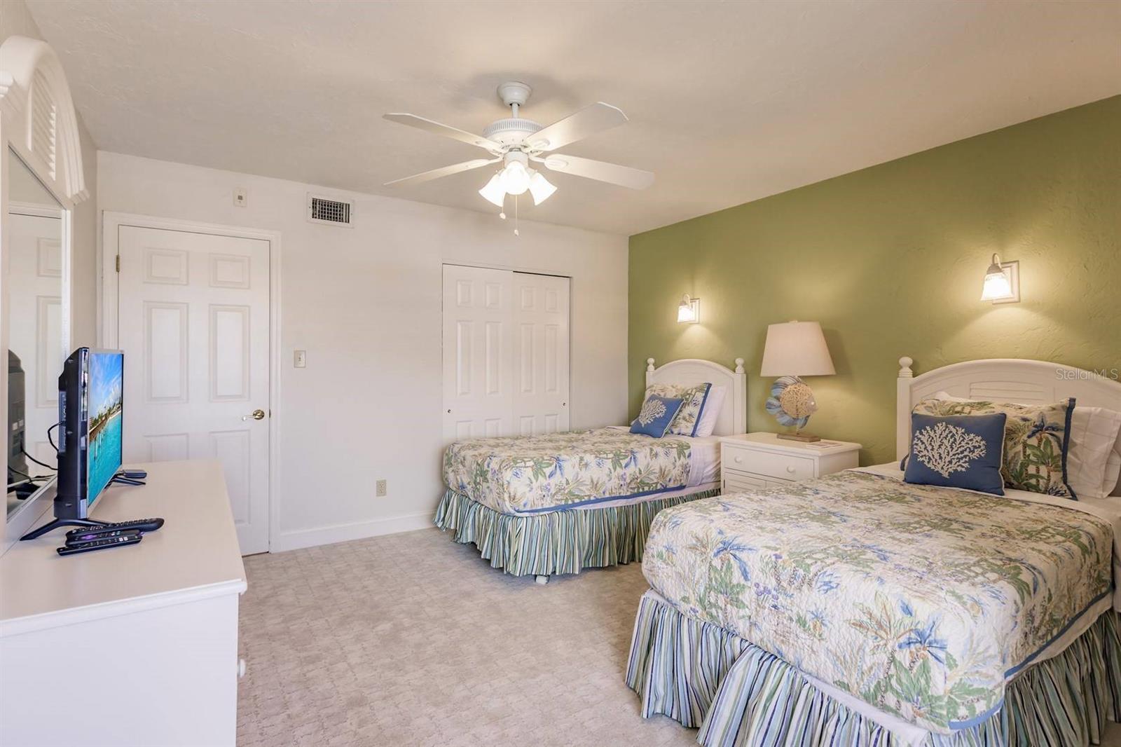 PEPPERTREE BAY III - Residential Lease