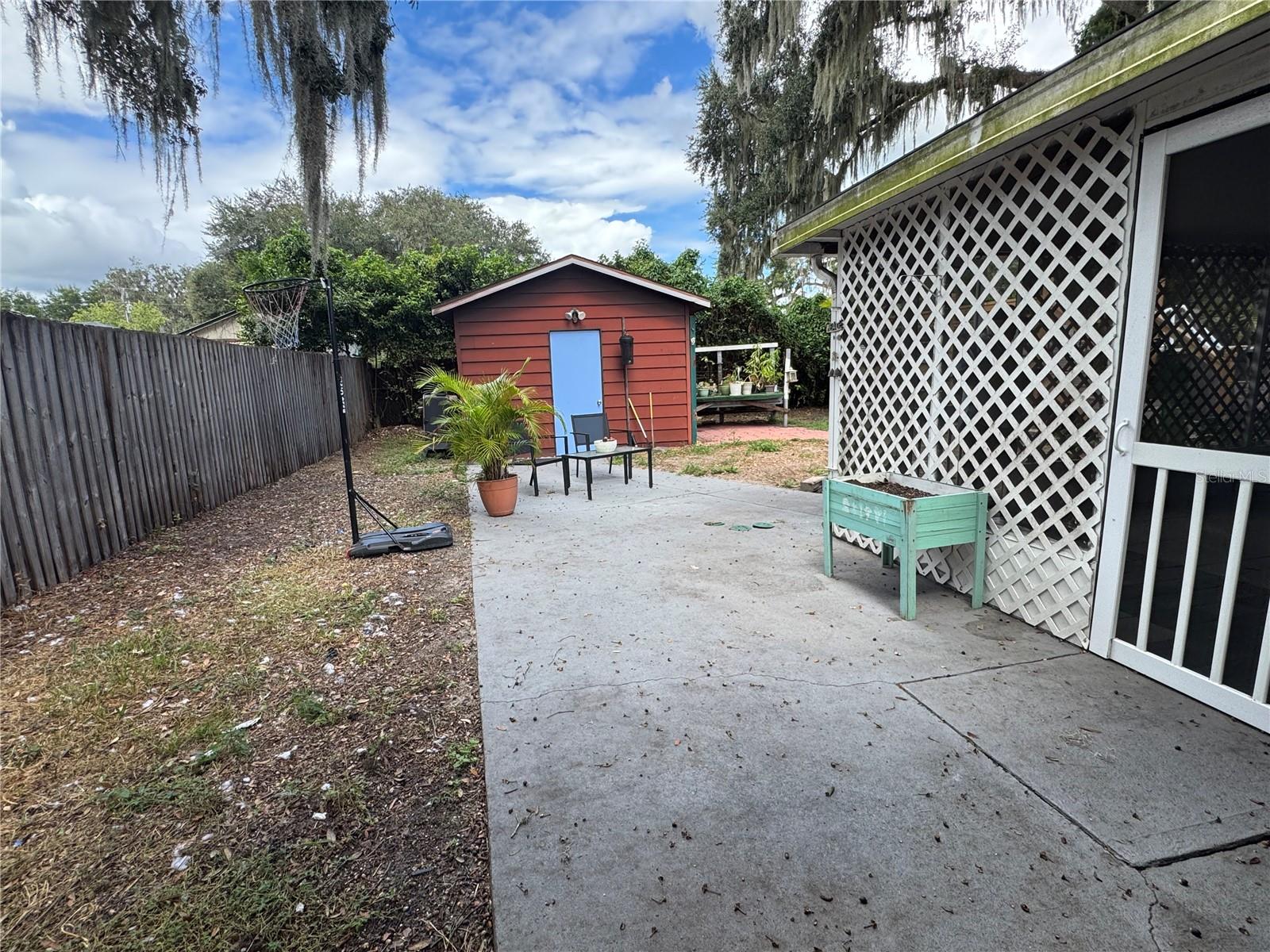 HOLIDAY HAVEN - Residential