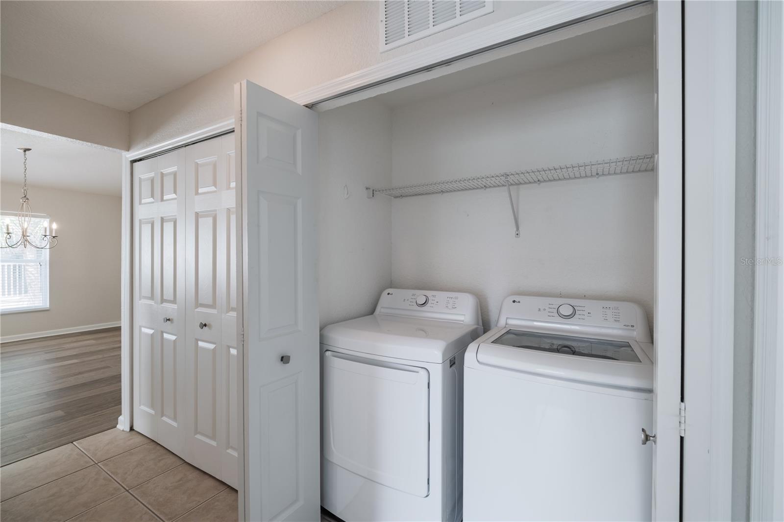 CARRIAGE HOMES AT DUNWOODY COMMONS A CON - Residential